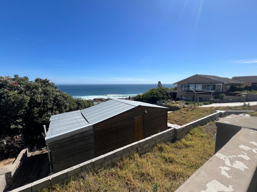0 Bedroom Property for Sale in Beachview Eastern Cape